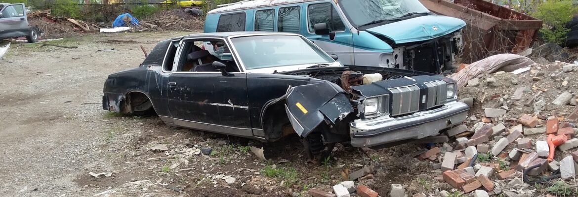 Bishop’s Auto Wrecking – Auto wrecker In Inkster MI 48141