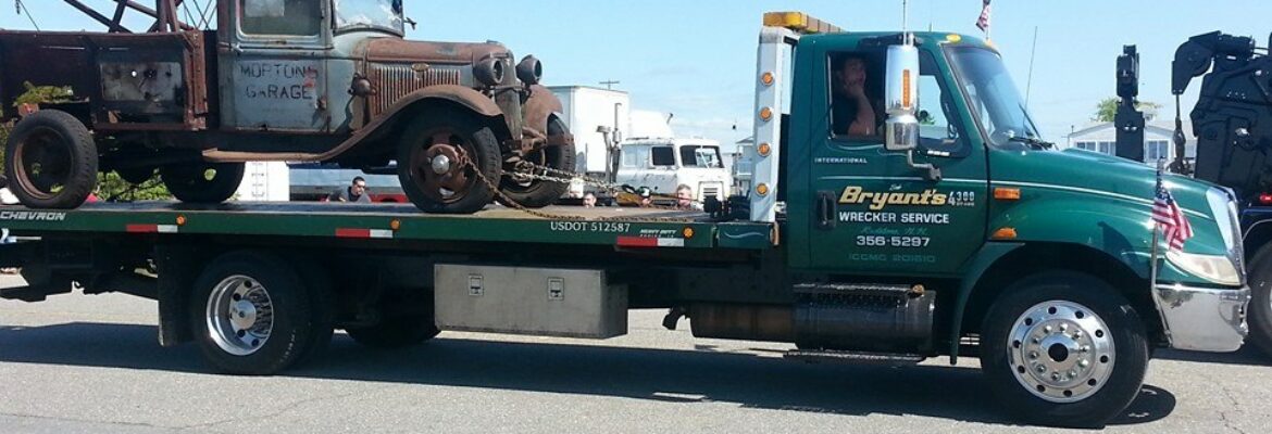 Bob Bryant Wrecker Service – Auto wrecker In Center Conway NH 3813