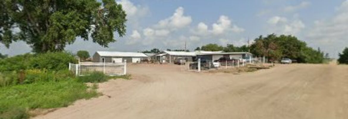 H & R Salvage LLC – Salvage yard In Mitchell SD 57301