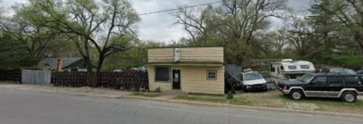 Lake’s Auto Salvage – Car repair and maintenance In Leavenworth KS 66048