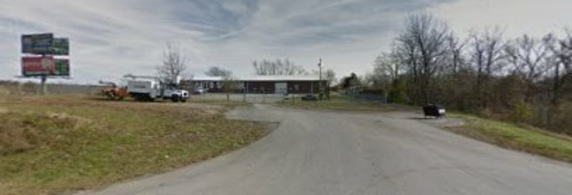 Lewis’s Auto Salvage – Auto repair shop In Springfield KY 40069