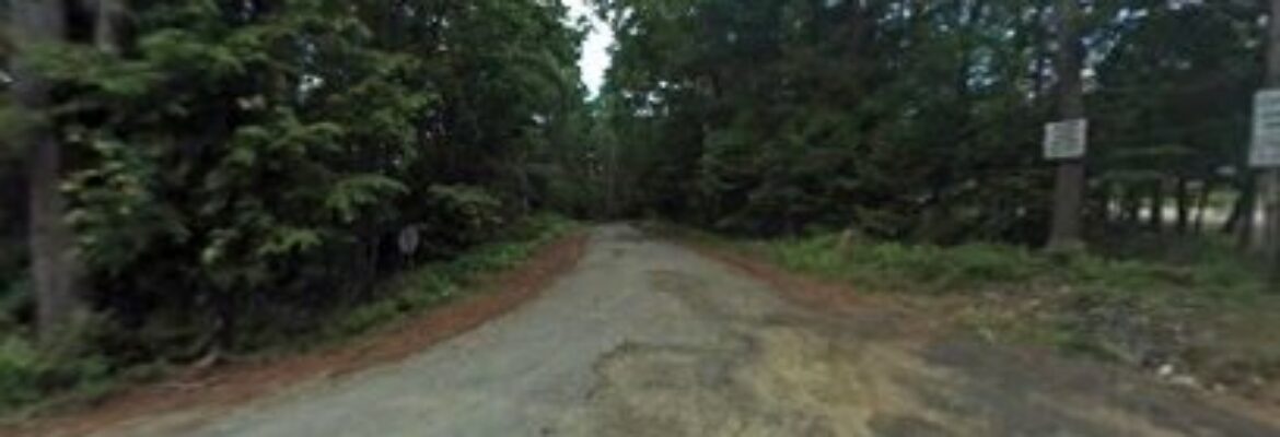 Ollie’s Inc – Junkyard In Phillipston MA 1331