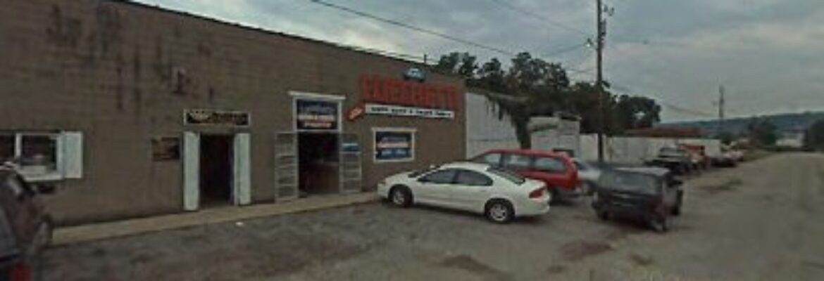 Rex Lucchetti Auto Wreckers – Auto wrecker In New Kensington PA 15068