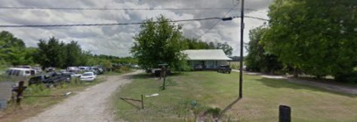 Thomas Salvage Yard – Junkyard In Arnaudville LA 70512