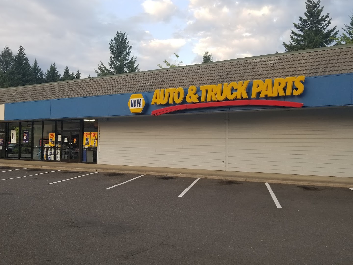 Wilson's NAPA Auto Parts of Sandy TWGW, Inc. Auto parts store In