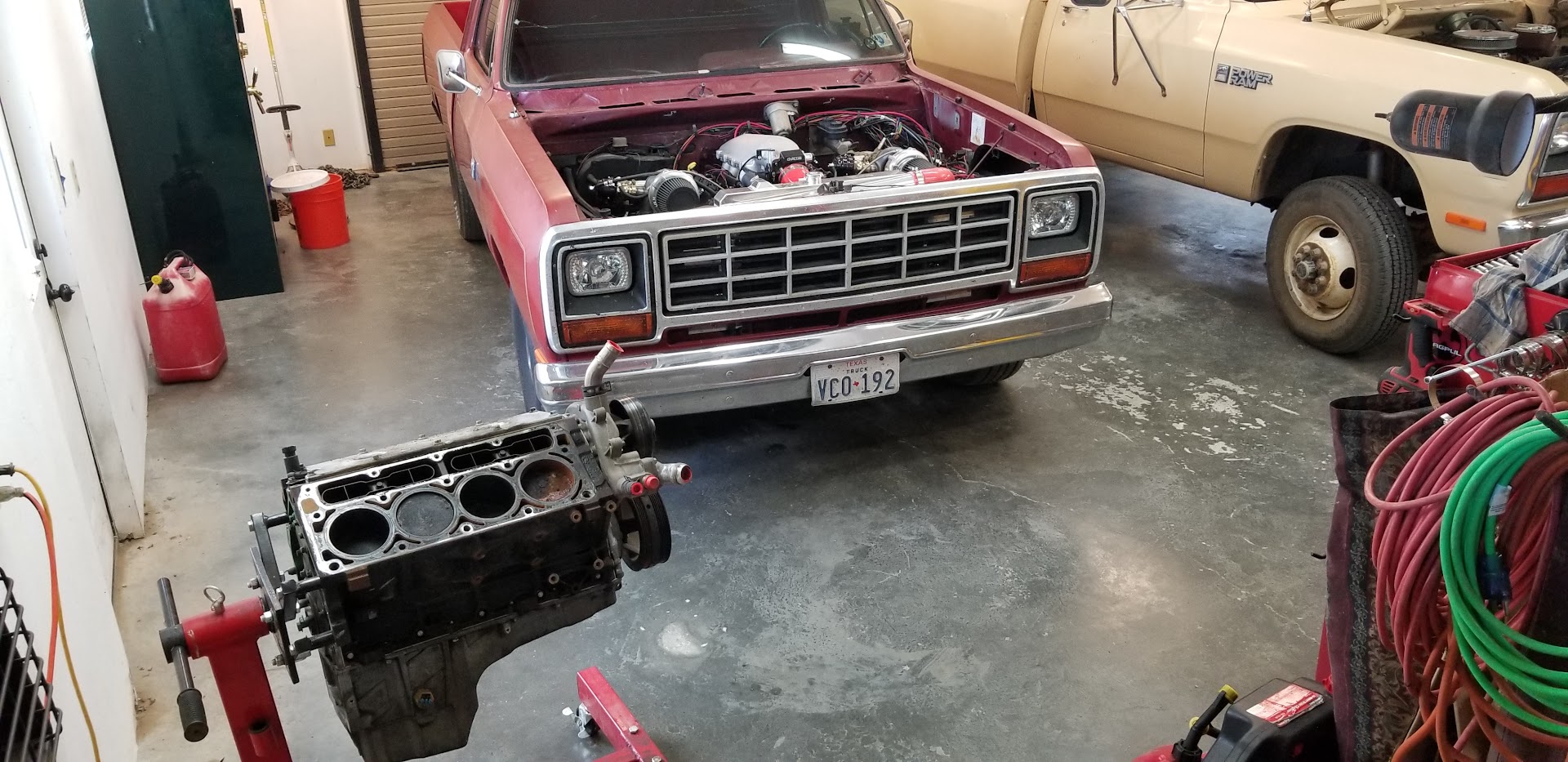 Yancey Auto Salvage Used auto parts store In Perry MO 63462